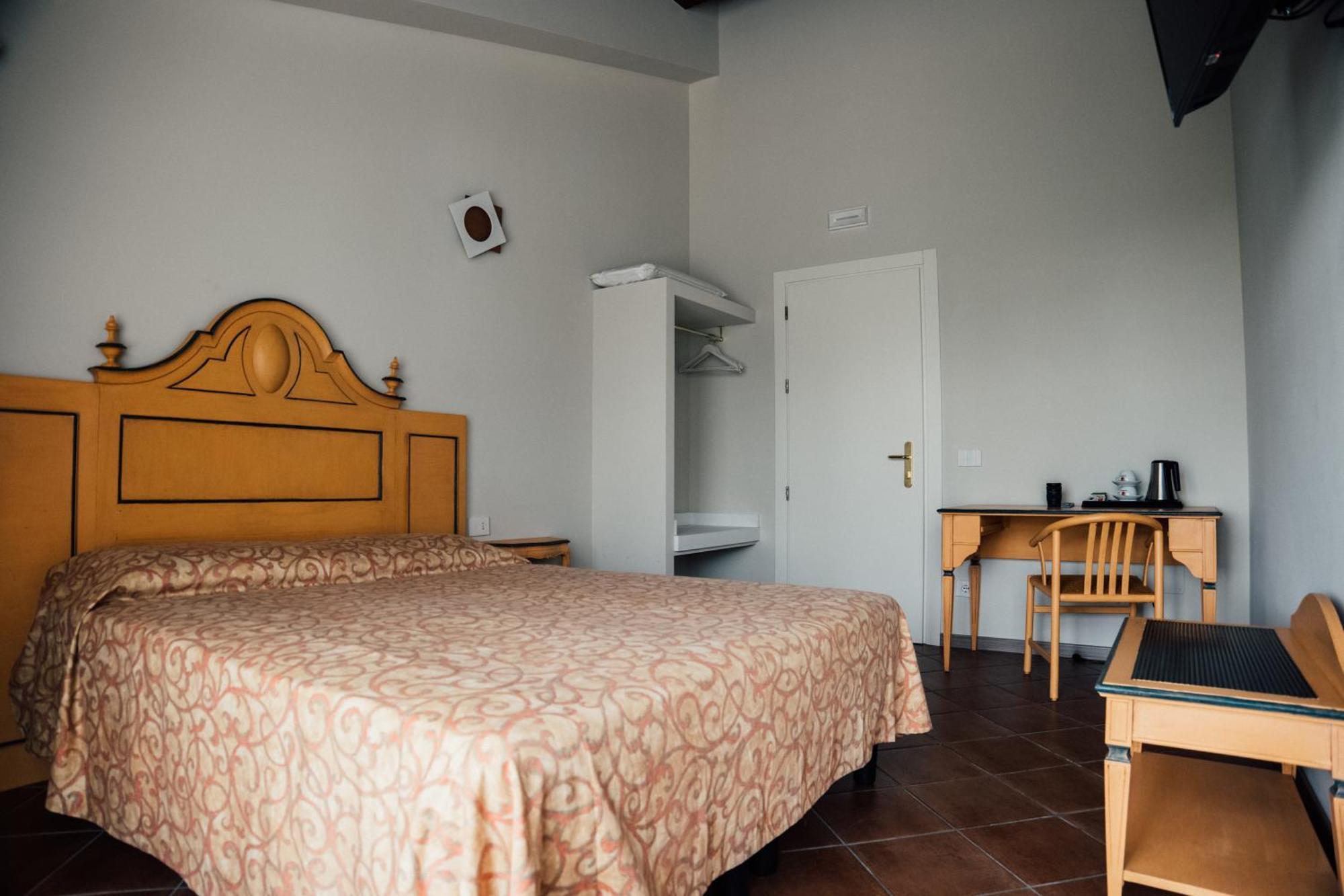 Albergo La Meridiana Castelnuovo del Garda Eksteriør billede